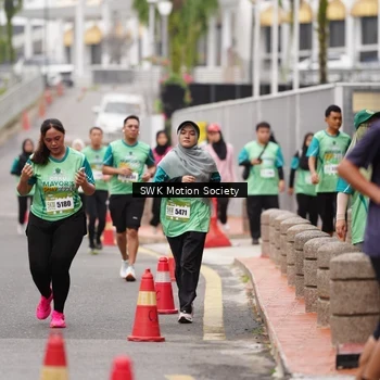 Runner Photo 8468684