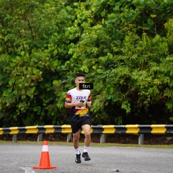 Runner Photo 8468694