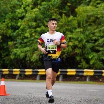 Runner Photo 8468698