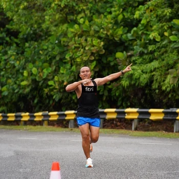 Runner Photo 8468709
