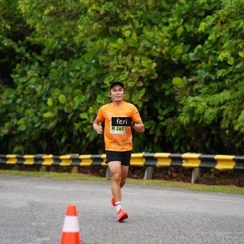 Runner Photo 8468724