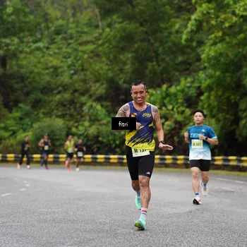 Runner Photo 8468760
