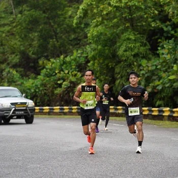 Runner Photo 8468774