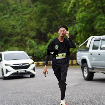 Runner Photo 8468808