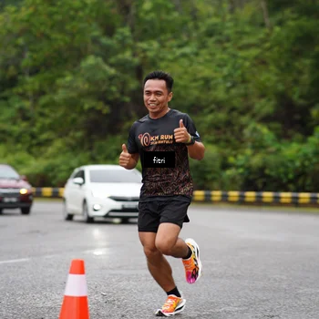 Runner Photo 8468855