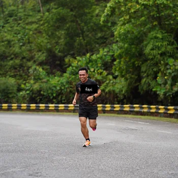 Runner Photo 8468871