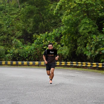 Runner Photo 8468873