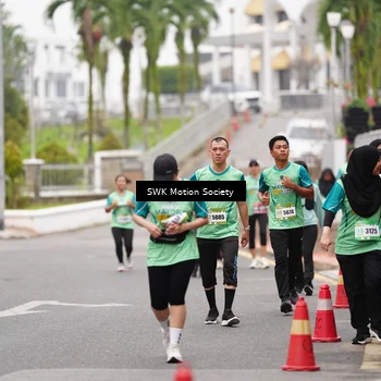 Runner Photo 8468915