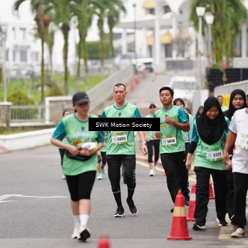 Runner Photo 8468934