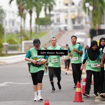 Runner Photo 8468938