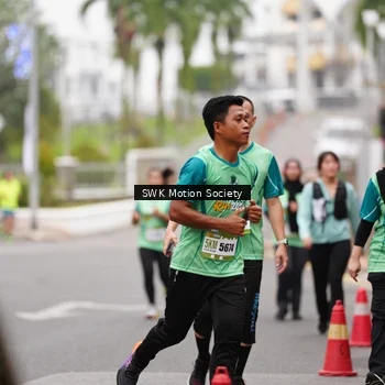 Runner Photo 8468999