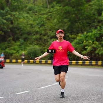 Runner Photo 8469004