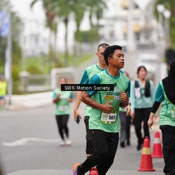 Runner Photo 8469005