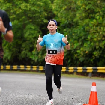 Runner Photo 8469021