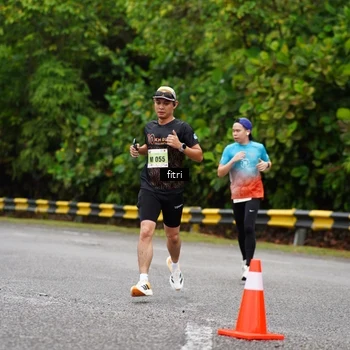 Runner Photo 8469028