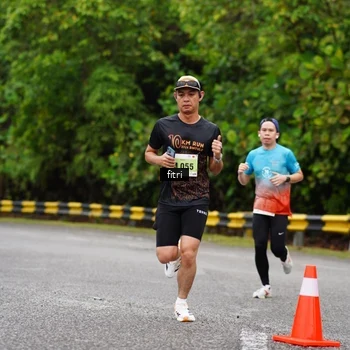 Runner Photo 8469046
