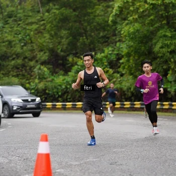 Runner Photo 8469052
