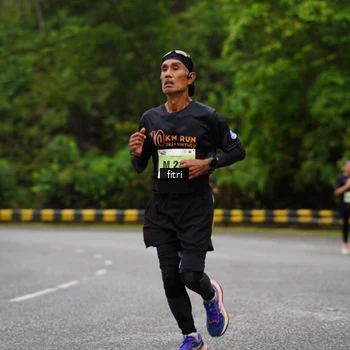 Runner Photo 8469056