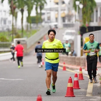 Runner Photo 8469065