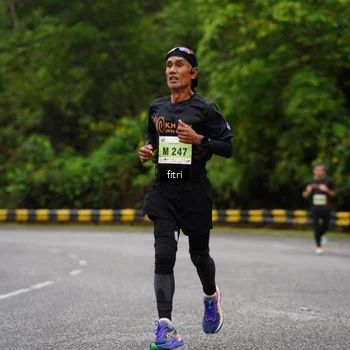 Runner Photo 8469073