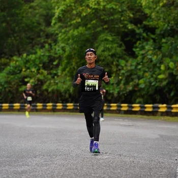 Runner Photo 8469074