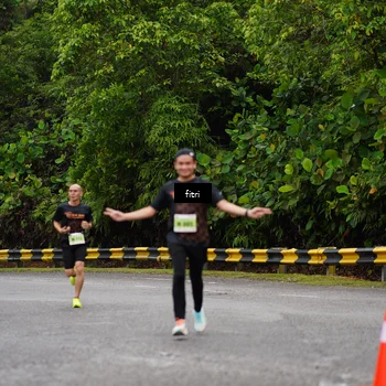 Runner Photo 8469087