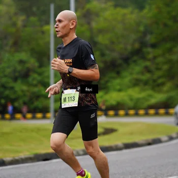 Runner Photo 8469101
