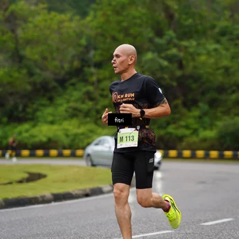 Runner Photo 8469111