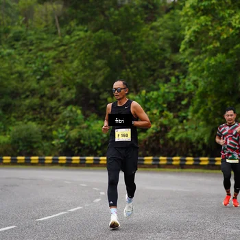 Runner Photo 8469145