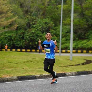 Runner Photo 8469246