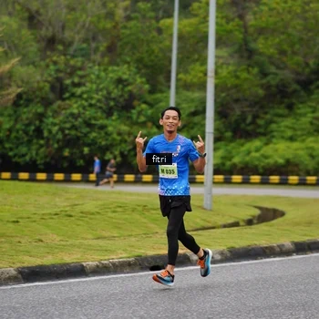 Runner Photo 8469247