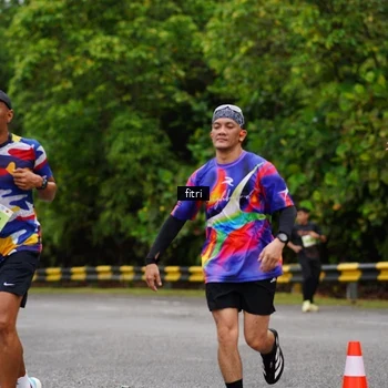Runner Photo 8469248