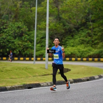 Runner Photo 8469253