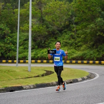 Runner Photo 8469255