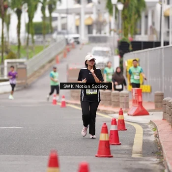 Runner Photo 8469259