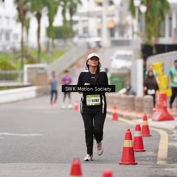 Runner Photo 8469265