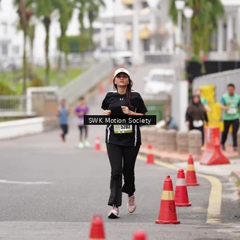 Runner Photo 8469268