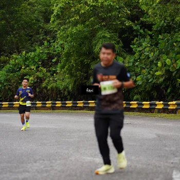 Runner Photo 8469274