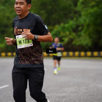 Runner Photo 8469292