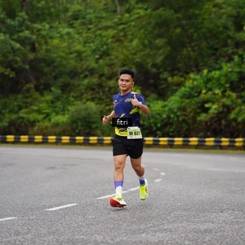 Runner Photo 8469305