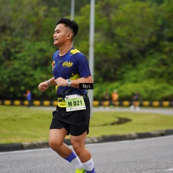 Runner Photo 8469309
