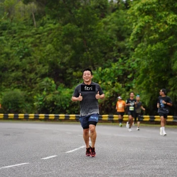 Runner Photo 8469332