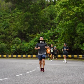Runner Photo 8469342