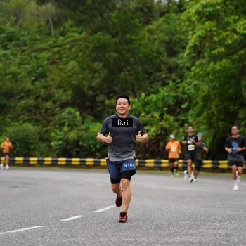 Runner Photo 8469343