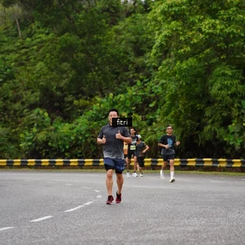 Runner Photo 8469344