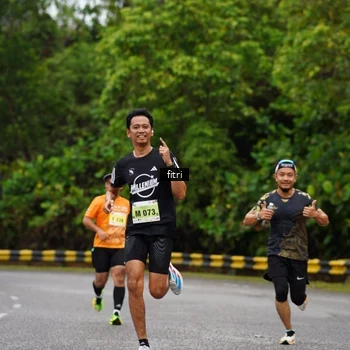 Runner Photo 8469380