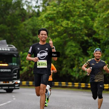 Runner Photo 8469381