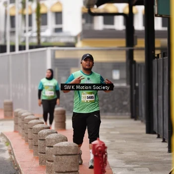 Runner Photo 8469389