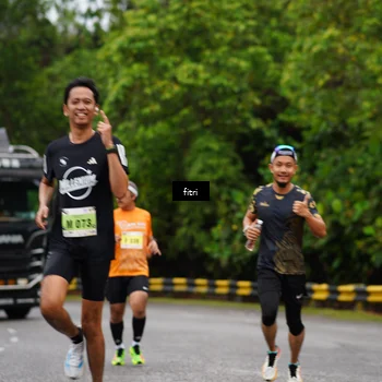Runner Photo 8469410