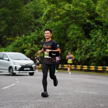 Runner Photo 8469426